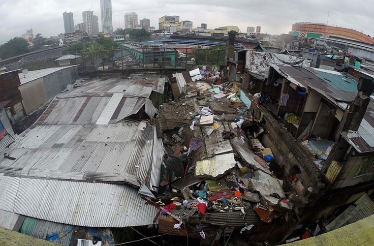 Hien truong sap tuong be tong o Manila 17 nguoi thuong vong-Hinh-3